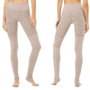 ALO Yoga High Waist Ribbed Alosoft Goddess Legging
in Gravel
